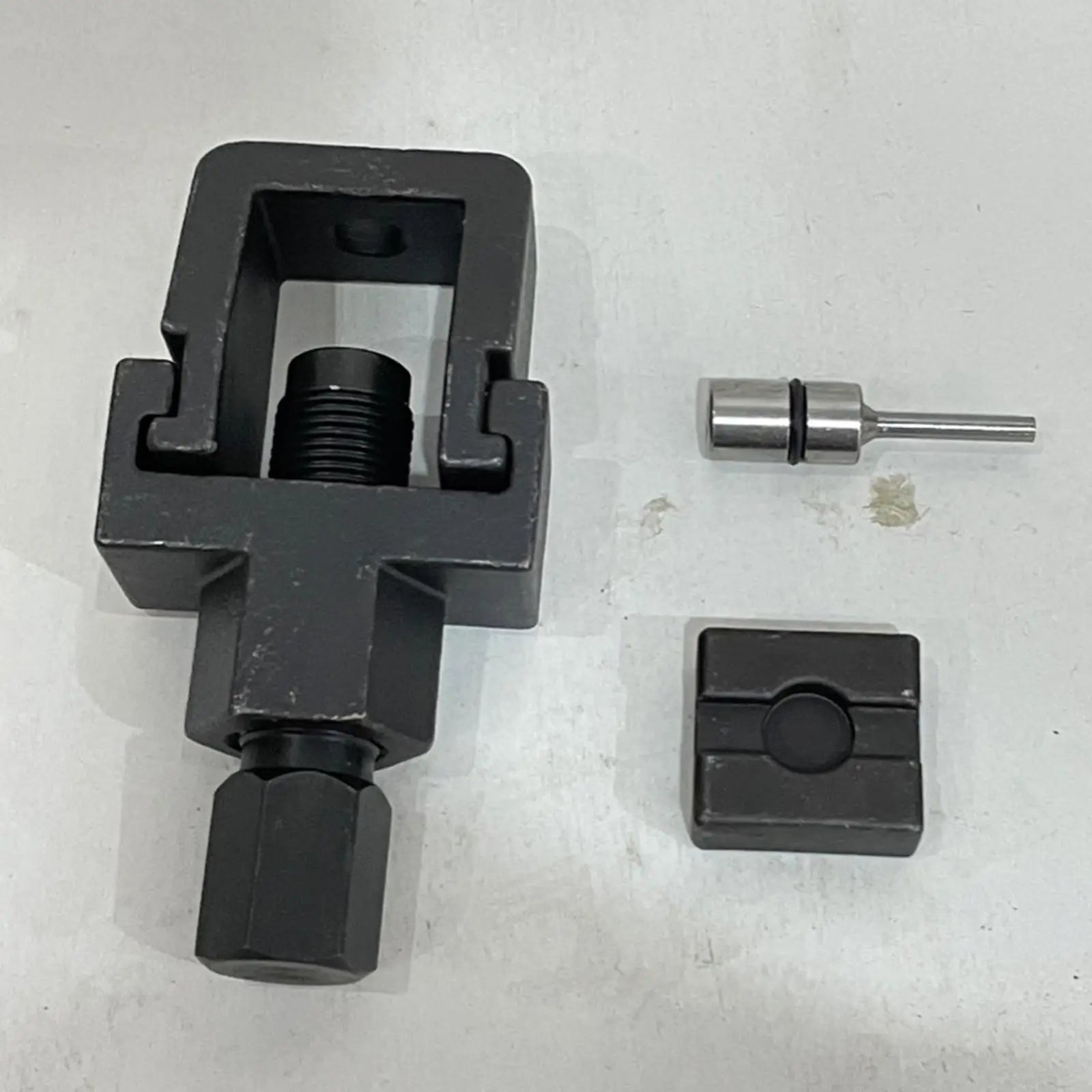 Premium Motorcycle Chain Breaker & Riveter Tool