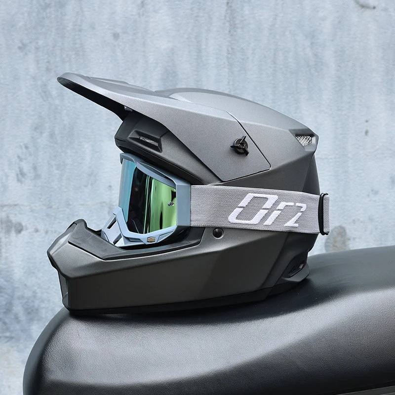 Off-Road Motorcycle Helmet