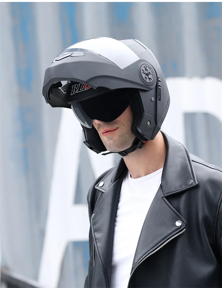 Dual Lens Flip-Up Modular Motorcycle Helmet