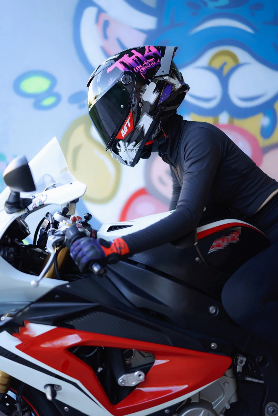 Full Face Motorcycle Helmet with Clear Visor