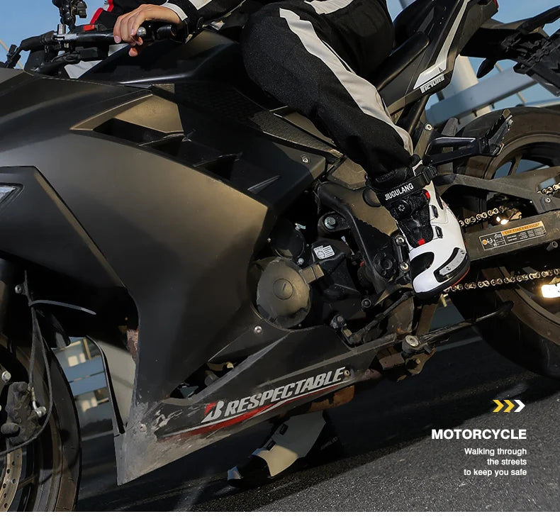 All-Season Men's Motorcycle Boots